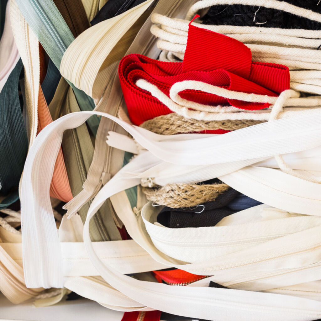 今日から始められる!古着アップサイクルのアイデア集イメージ画像